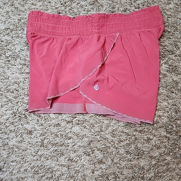 Lululemon Free Spirit Short Women's Sz 6 - Picture 5 of 11